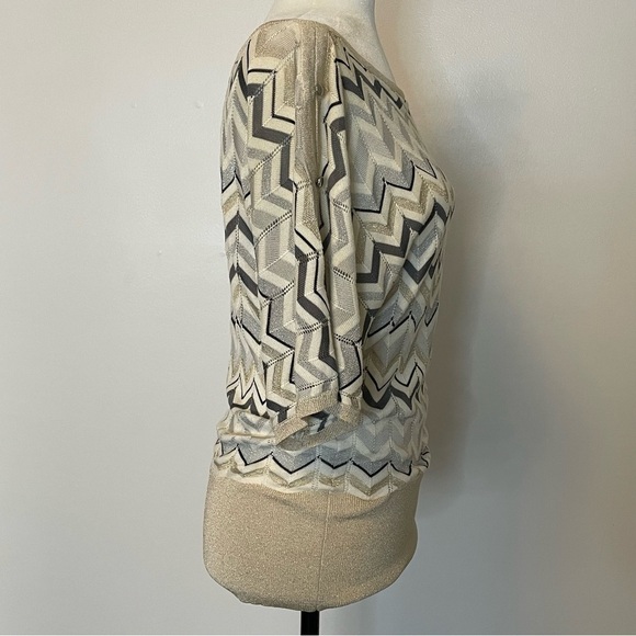 White House Black Market Chevron XS Blouse Top Metallic Chevron Pattern - Picture 12 of 16